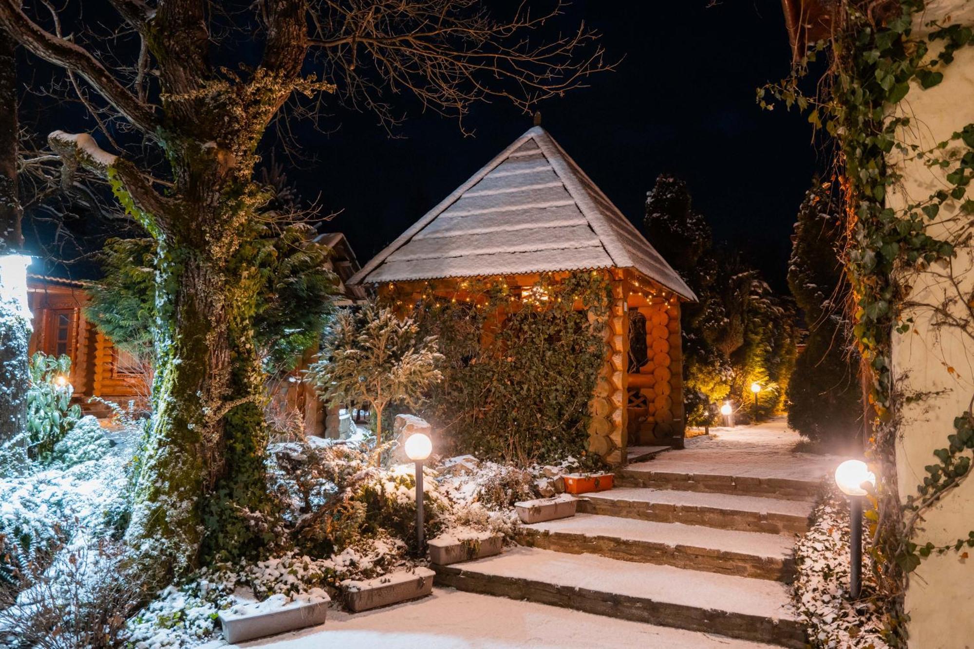 Villa Garden Hotel Solochyn Eksteriør billede